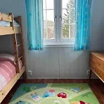 Frittliggende I Flott Turterreng 度假居 *