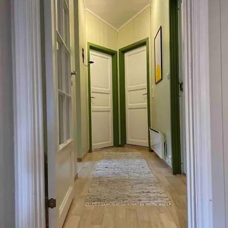 Frittliggende I Flott Turterreng Holiday home *